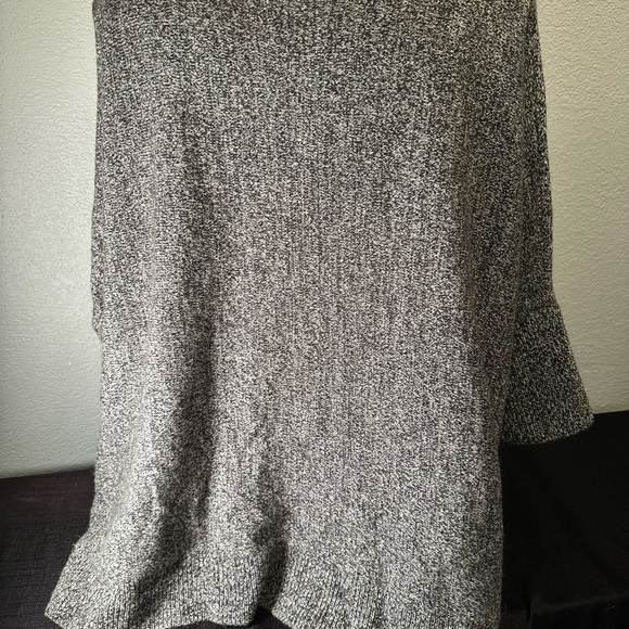 Michael Kors Women’s Grey Knit Batwing 3/4 Sleeve Sweater Sz L Pouch - Picture 5 of 7